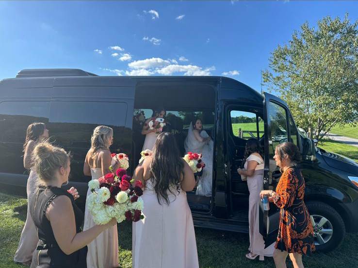 Best Wedding Shuttle Services in Charlottesville, Va