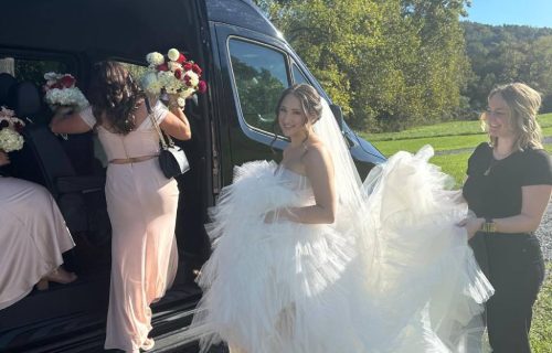 Wedding Shuttle Services for Bride and Groom in Lexington and Charlottesville, VA